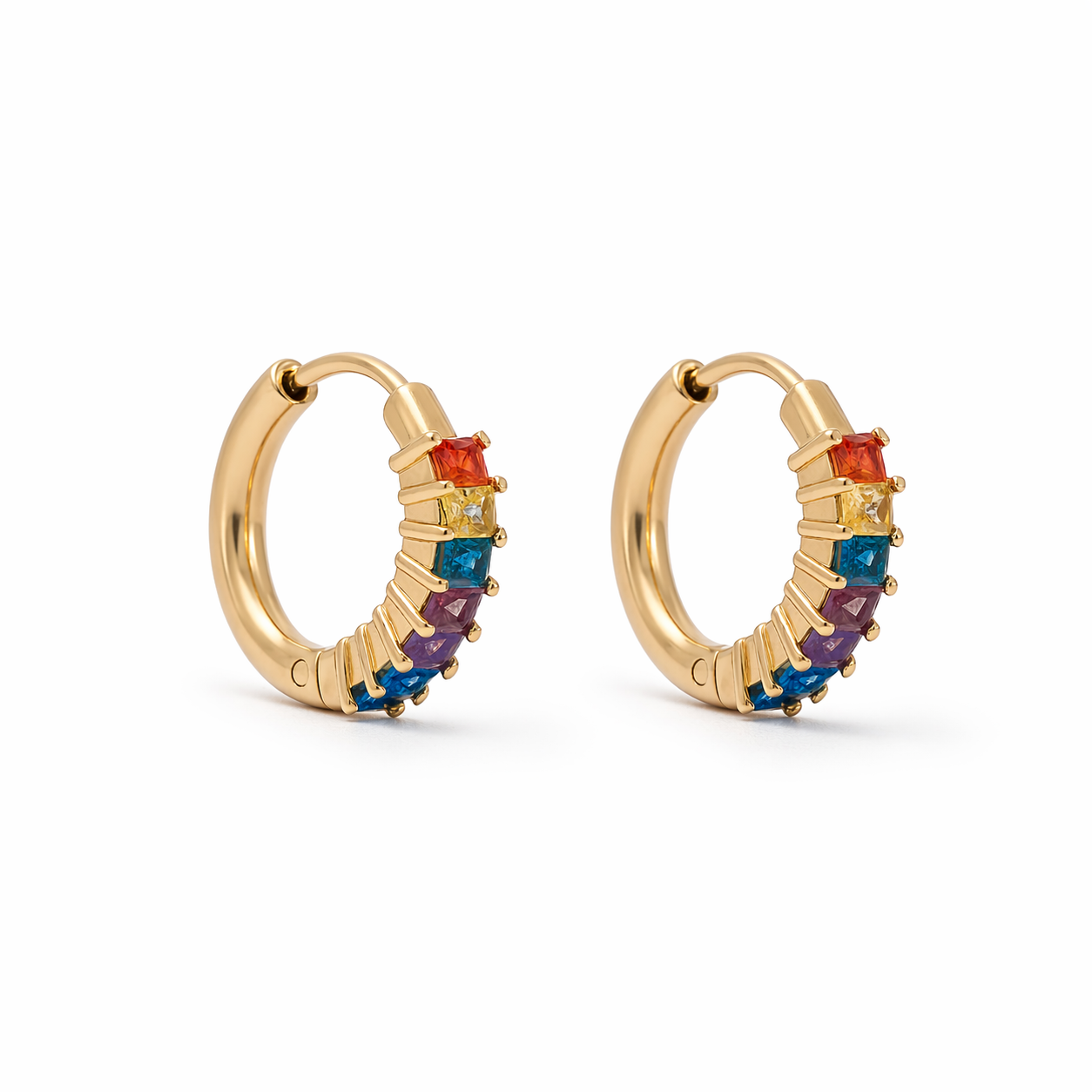 LARI CRYSTAL HOOPS