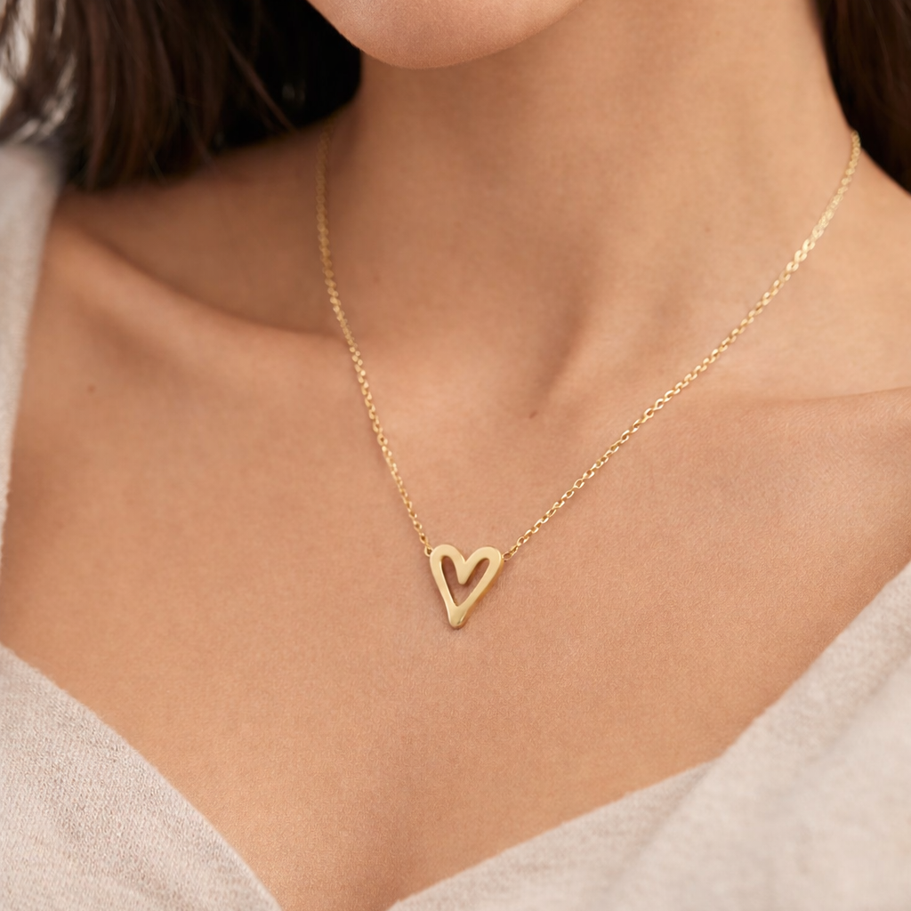 AMOR NECKLACE