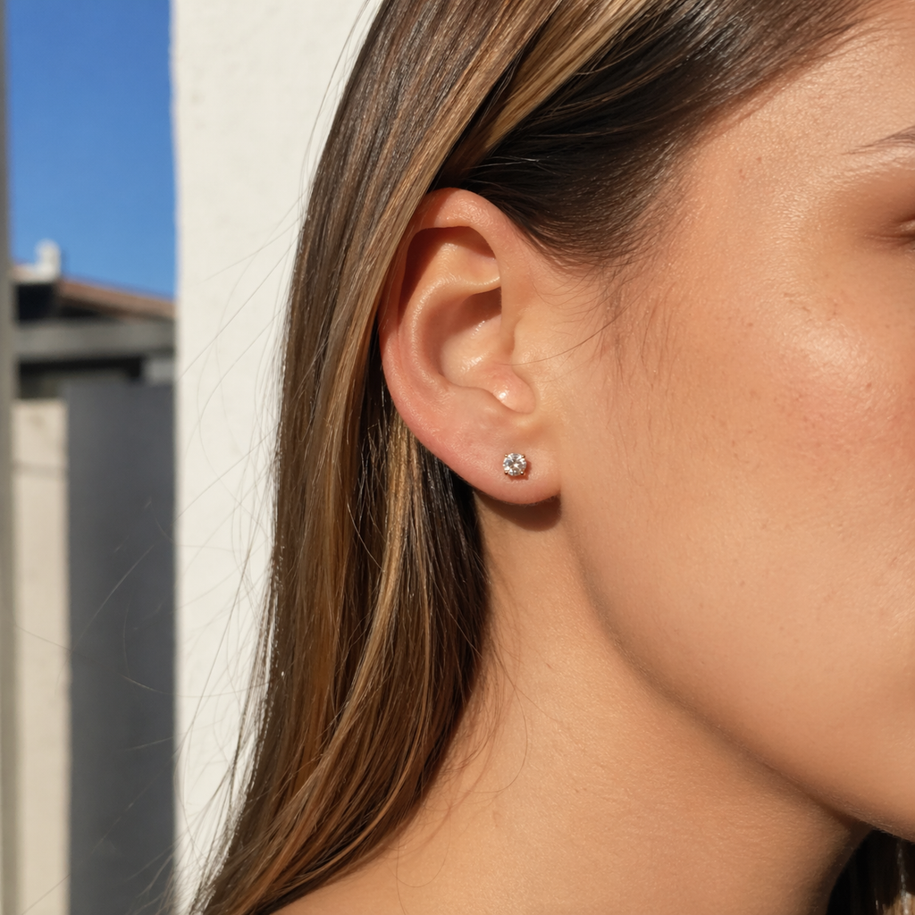 CLASSIC SPARK 6MM STUDS